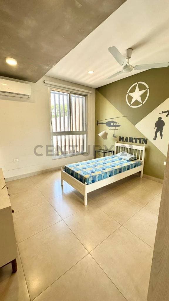 En venta Casa con amplitud y confort - Asunción, foto 3