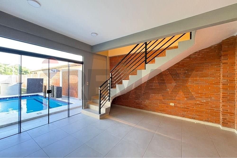 Casa a estrenar - mra (zona Asunción)