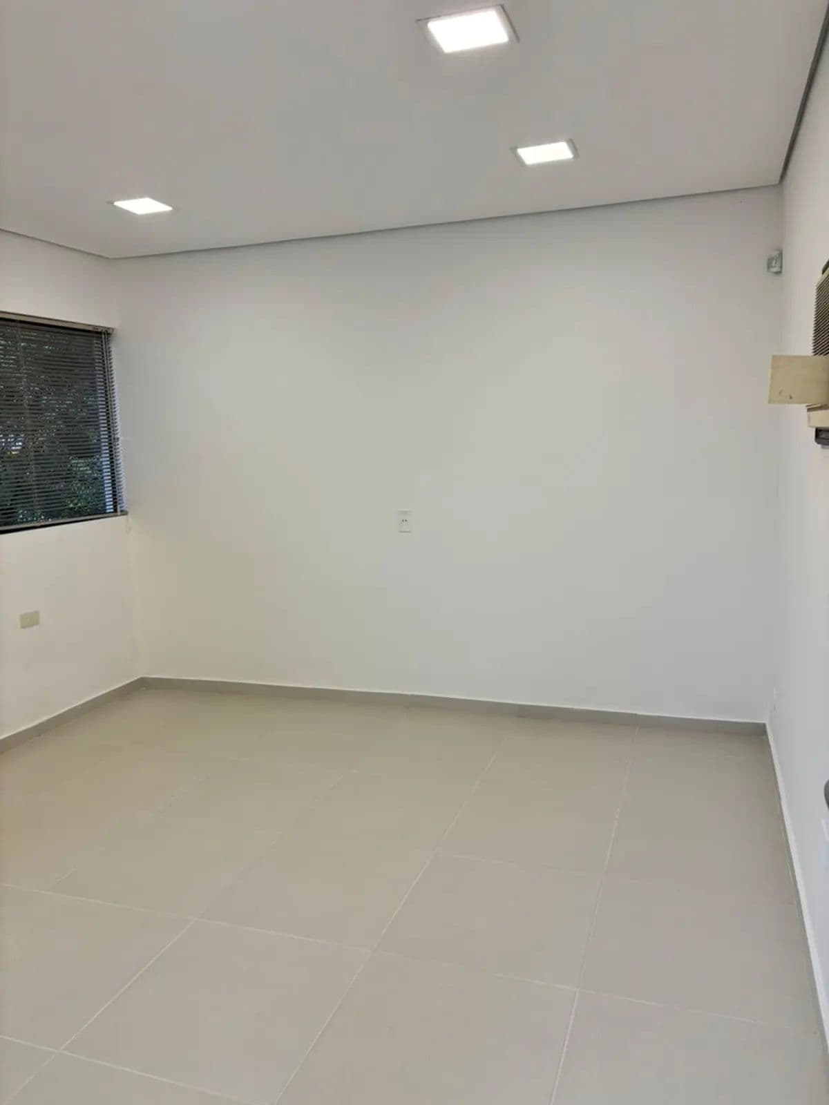 Local Comercial en alquiler | Barrio Mcal. López, foto 5