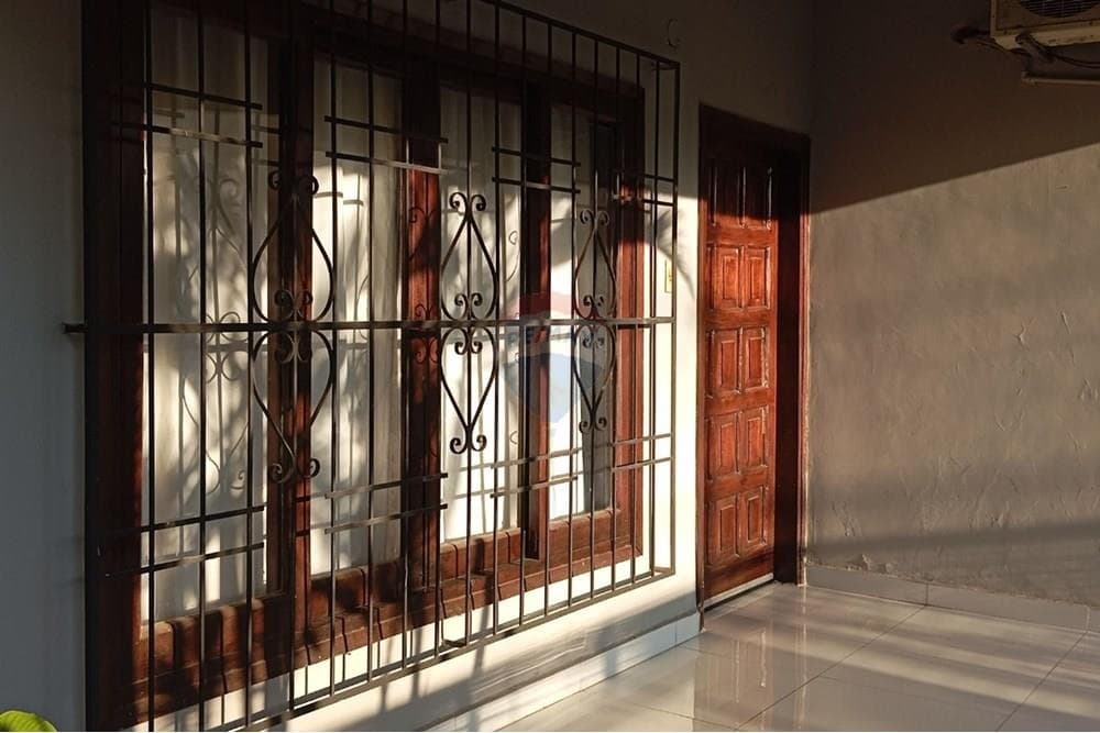Casa en Lambaré, foto 2