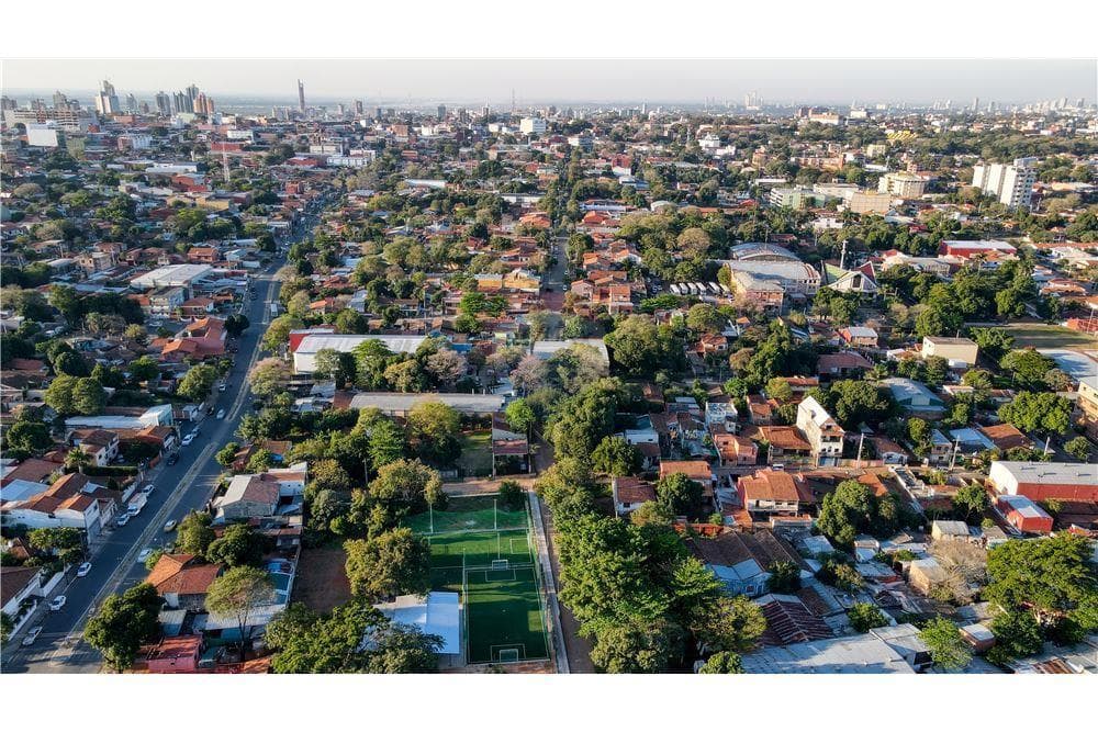 Terreno Estratégico de 2.210 m2 en Barrio San Vicente - Frente de 70 metros — foto 5