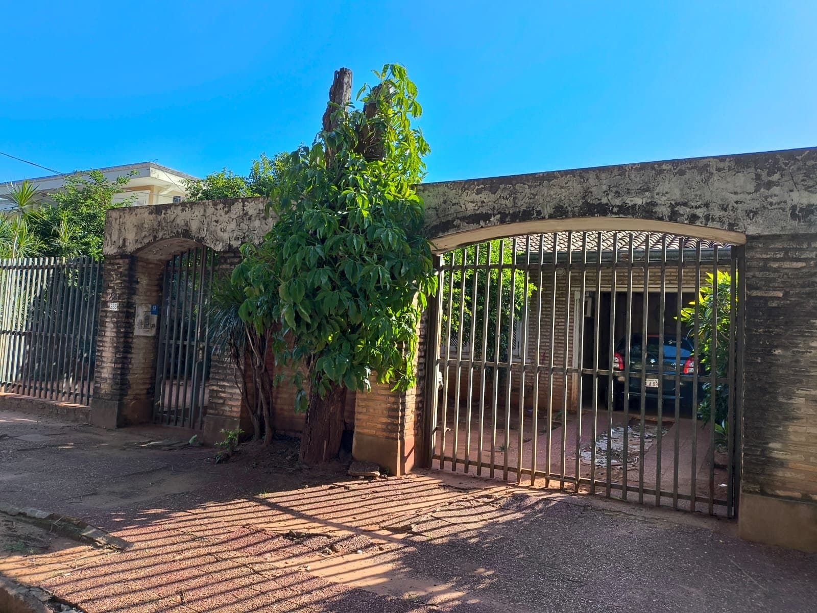 Casa en Fernando de la Mora Sur zona Nihon Gakko, foto 1