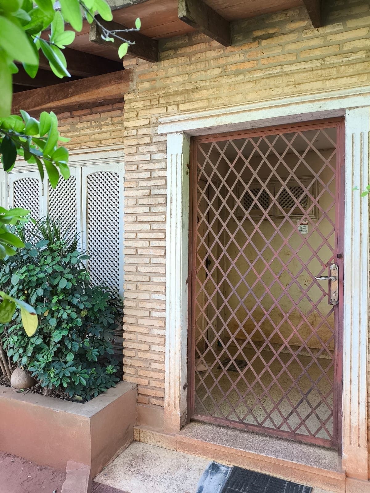Casa en Fernando de la Mora Sur zona Nihon Gakko, foto 3