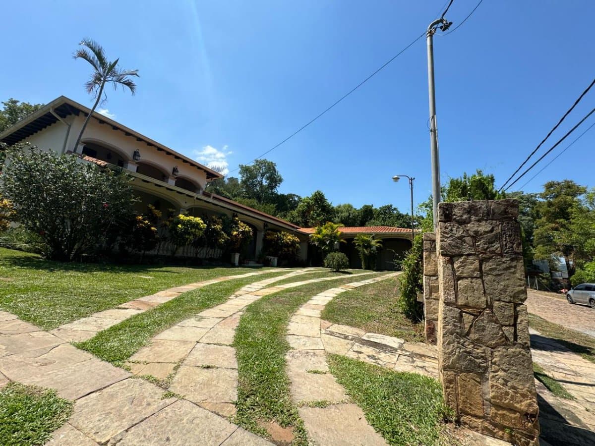 Residencia Premium de 700 m² | Piscina + Pádel sobre 3.250 m², foto 2