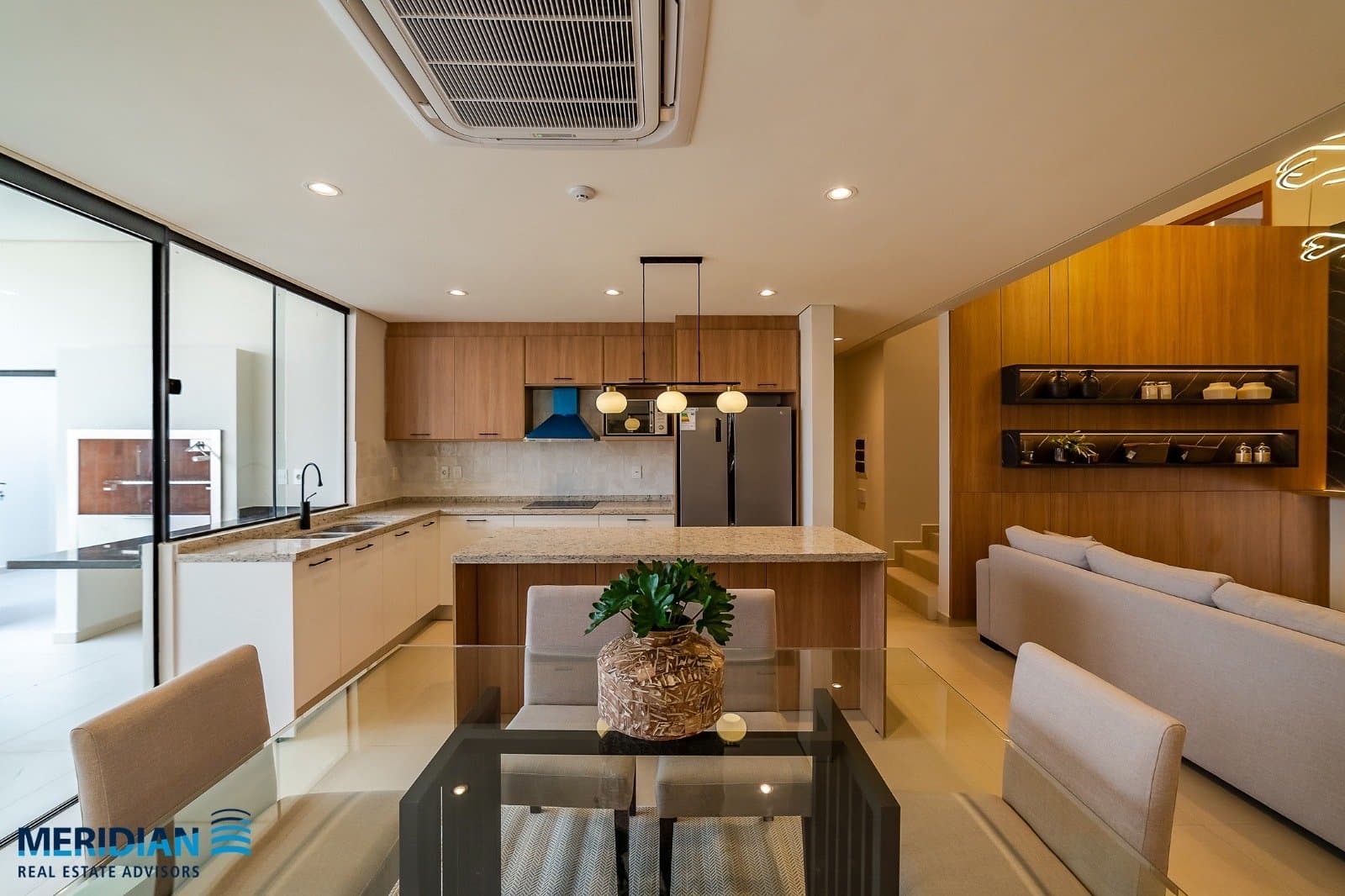 Duplex en condominio en venta zona Aeropuerto, foto 3