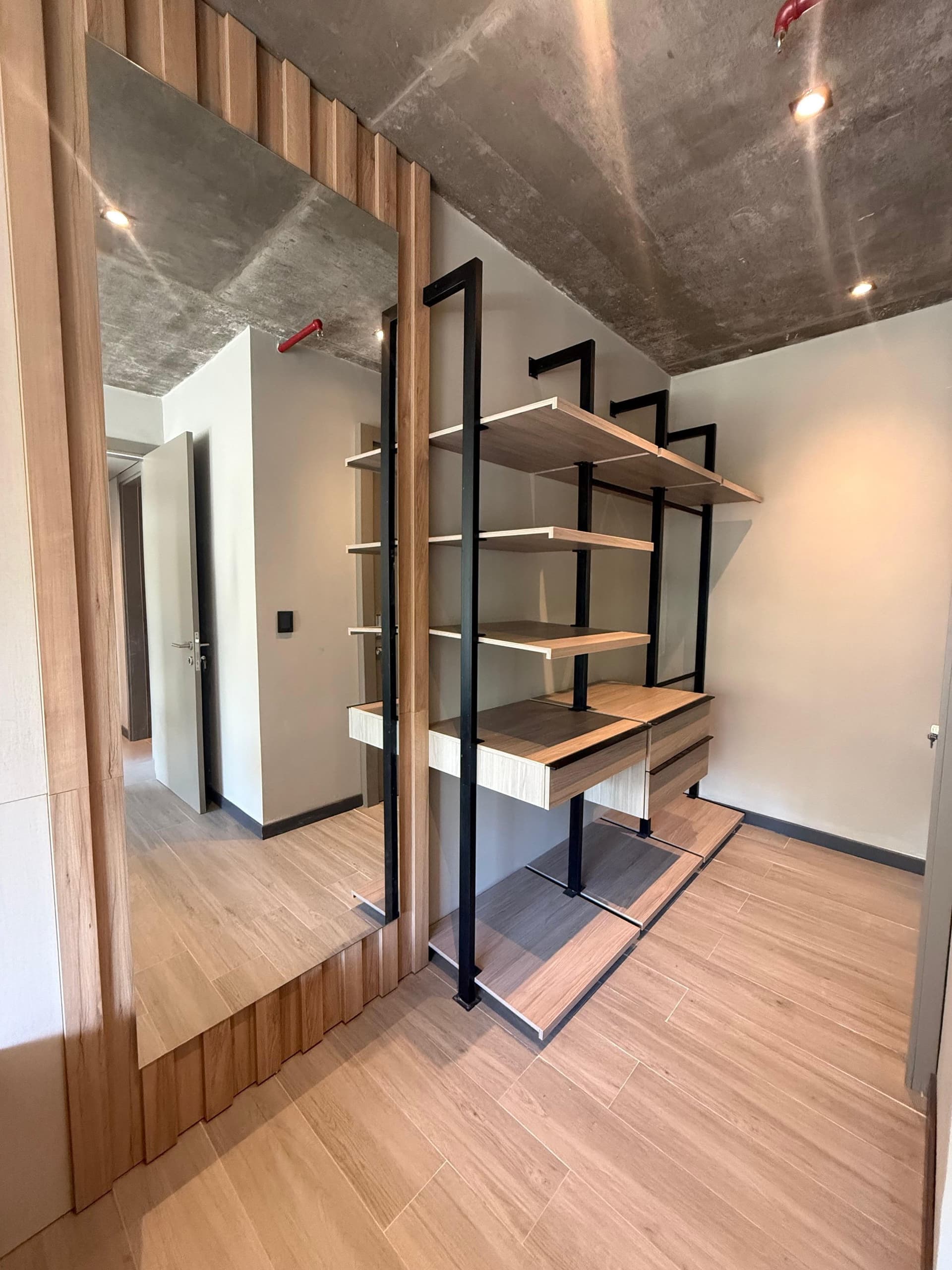 En alquiler departamento de 2 dormitorios en barrio Herrera - Asuncion, foto 4
