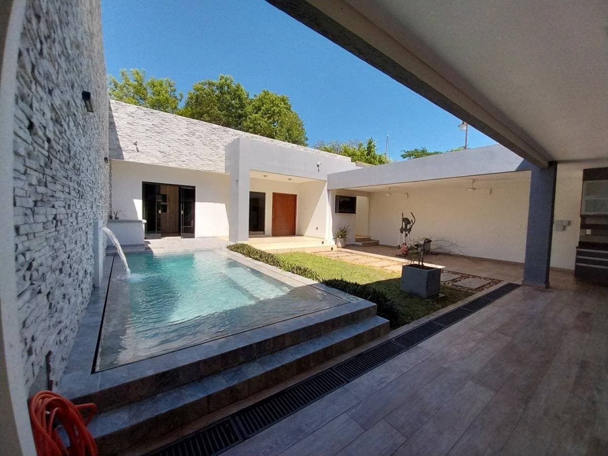 Casa en Lambaré. Zona Unicanal (canal 13), foto 3