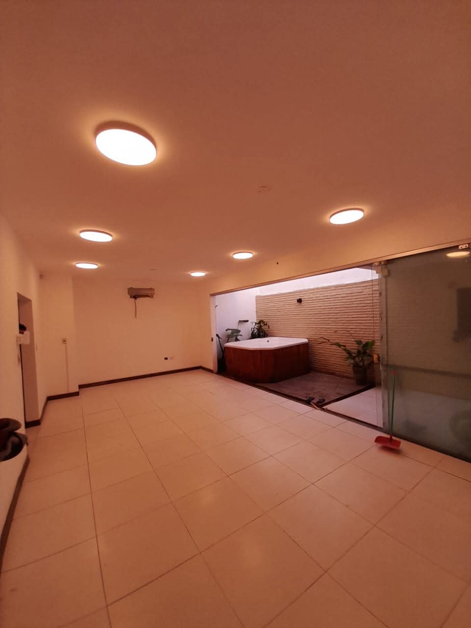 Duplex en San Lorenzo zona shopping Pinedo cod 059 — foto 2