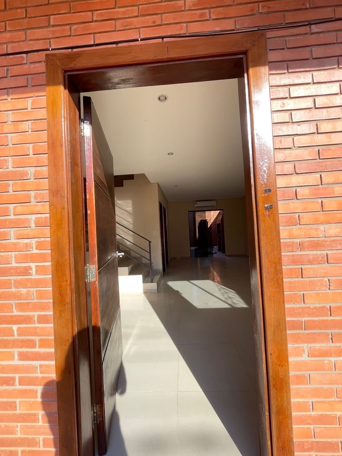 Duplex en Fernando de la Mora zona Norte, foto 2