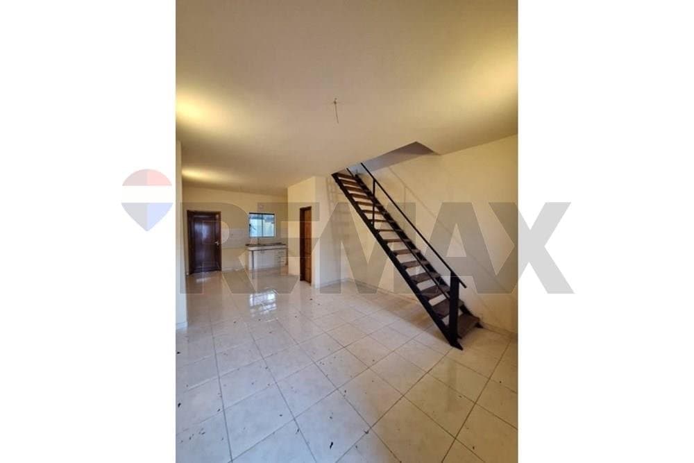 Duplex en venta en Luque — foto 3