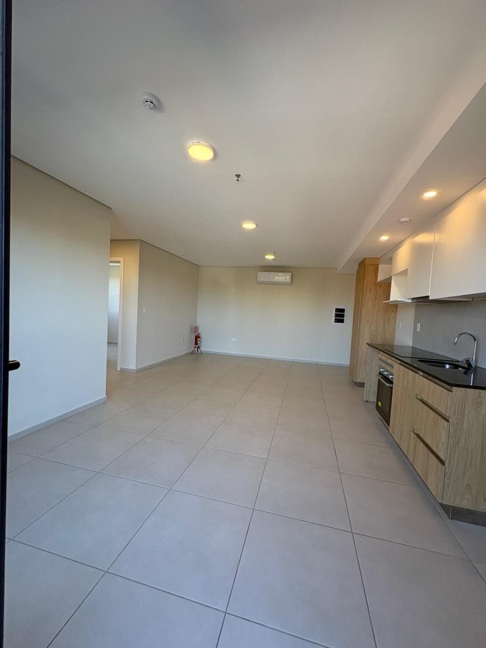 En alquiler depto de 2 dorm & 2 baños en villa aurelia - asuncion, foto 2