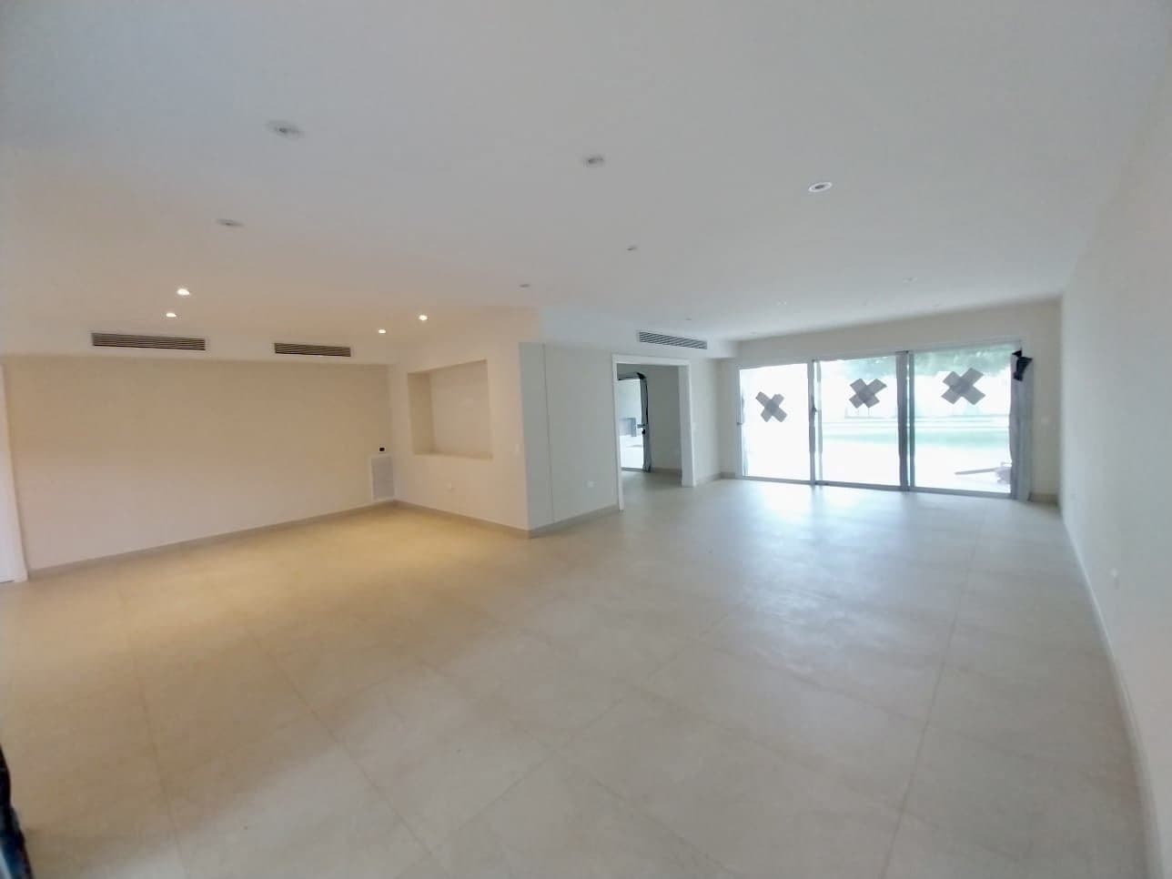 residencia a estrenar de 4 dormitorios en suite zona Mariscal Estigarribia — foto 4