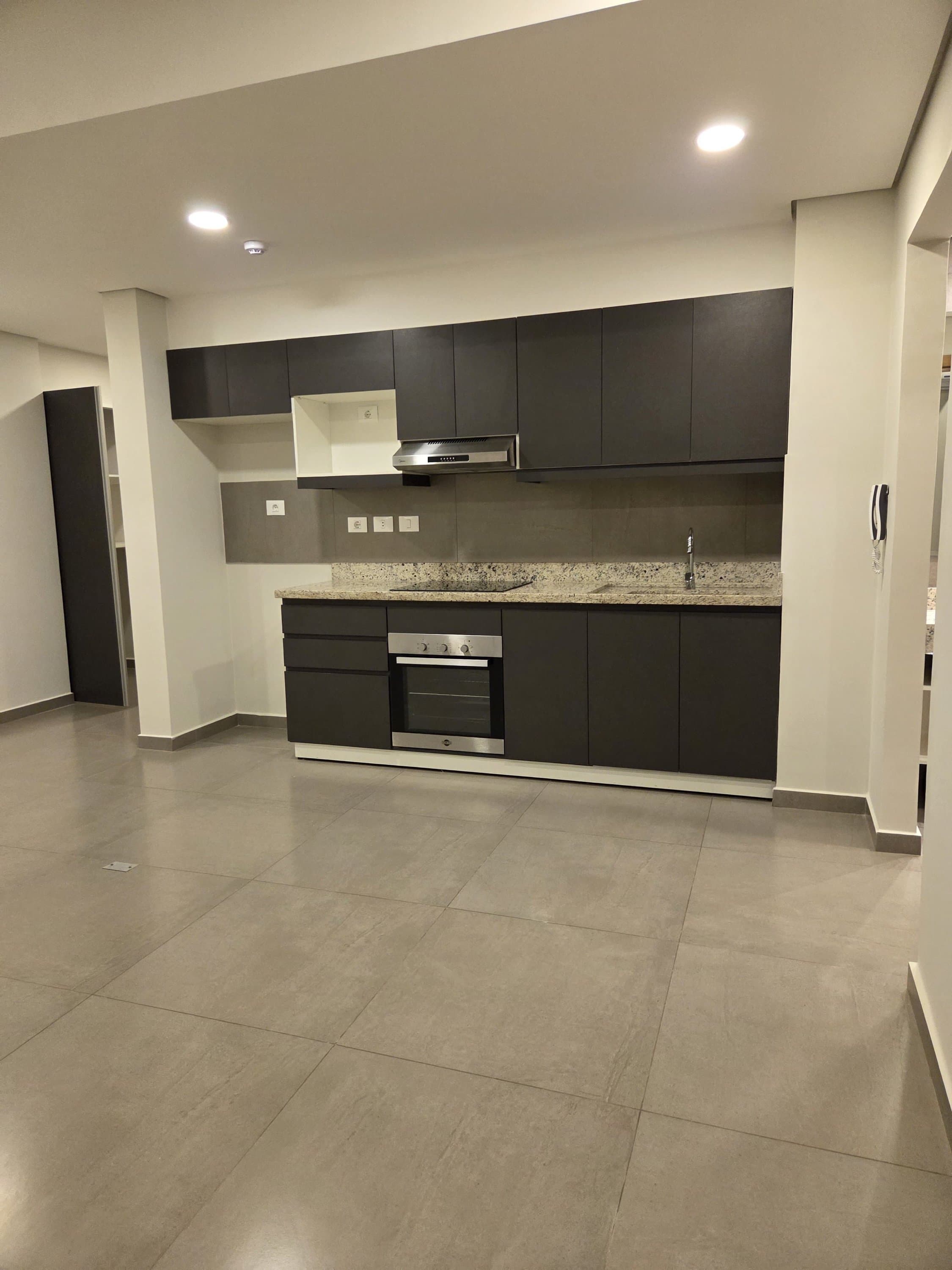 Departamento de 1 dormitorio en alquiler – Fernando de la Mora — foto 4