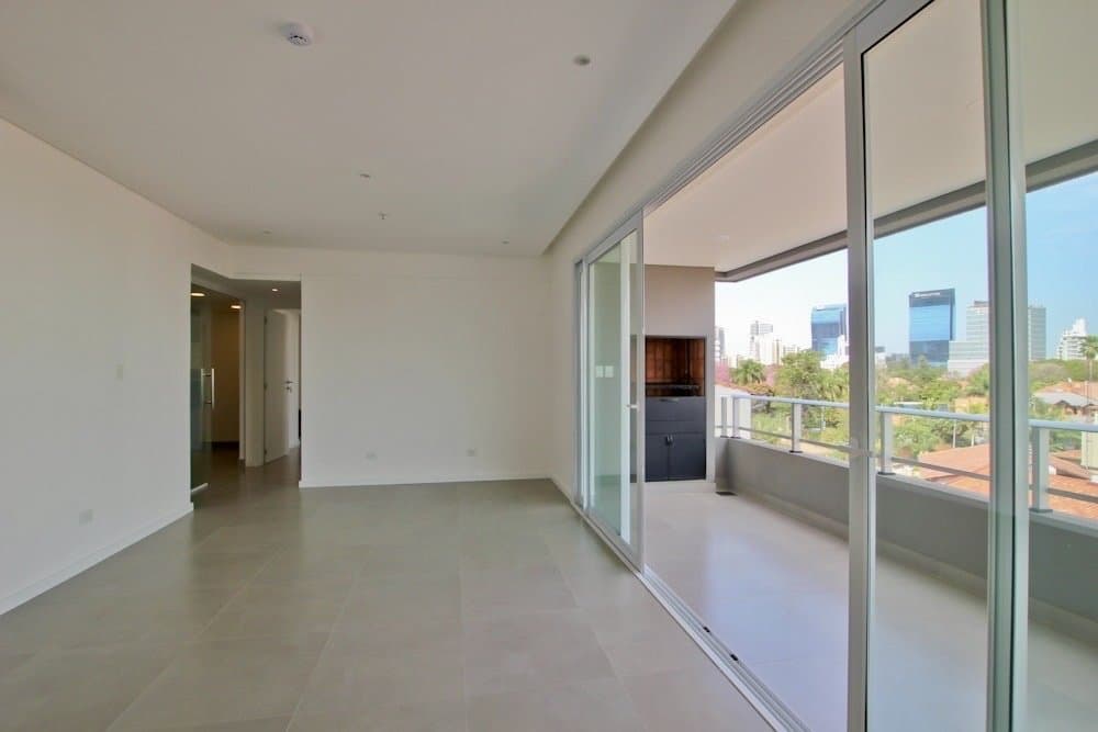 amplio departamento de 3 dormitorios en Carmelitas — foto 4