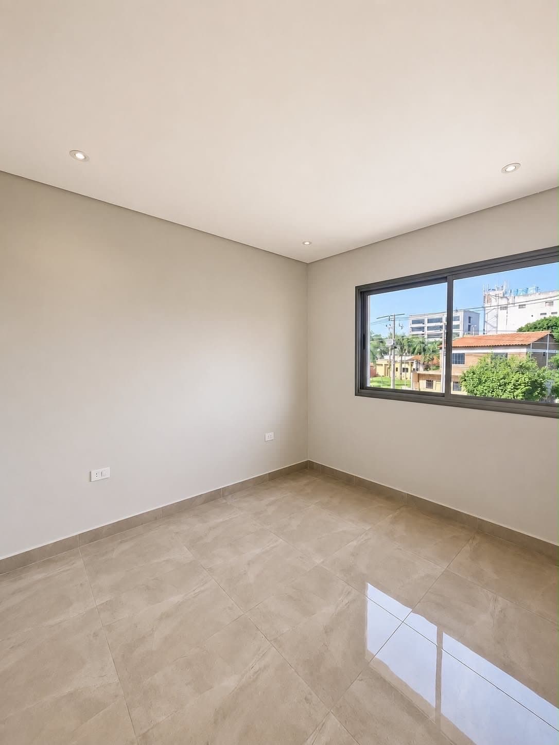 Depto de 2 dorm & 2 baños - zona conmebol(Luque), foto 5