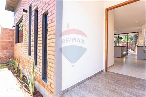 Casa-Venta-PY Central San Lorenzo COD.160, foto 4