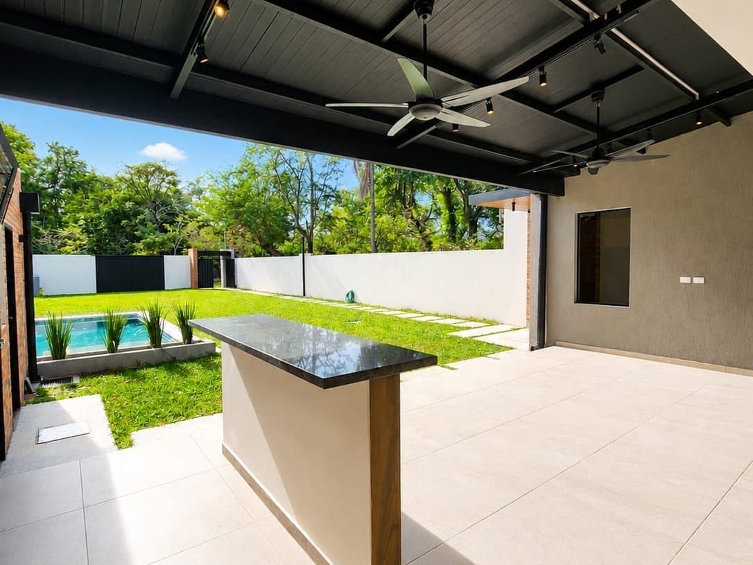 Vendo exclusiva casa en San Bernardino