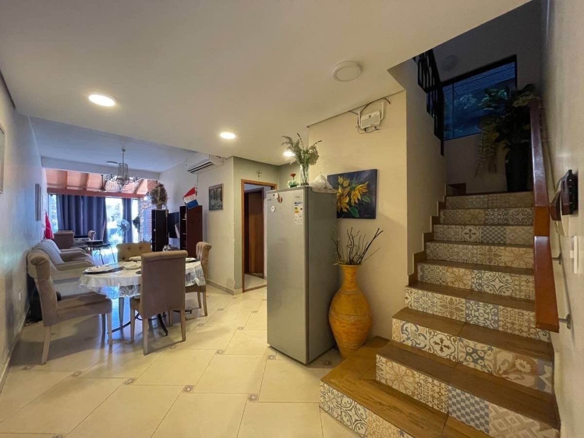 Vendi duplex en Laurelty - San Lorenzo, foto 4
