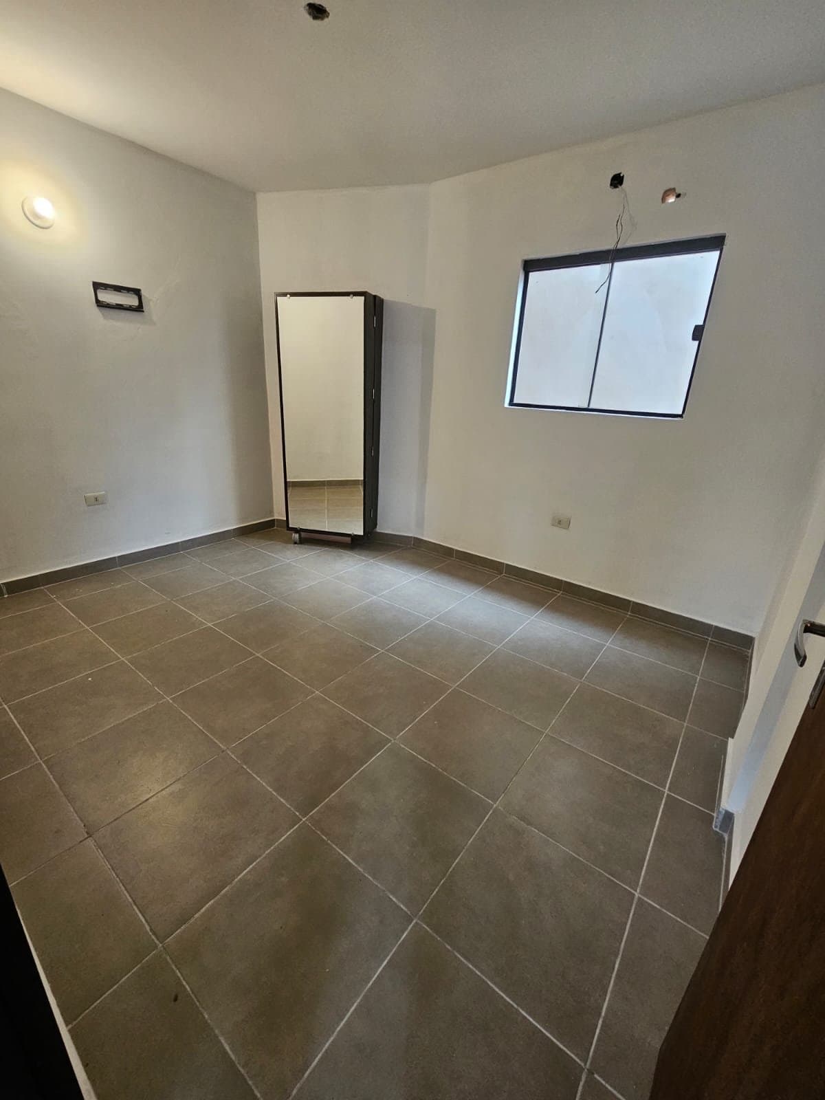 Depto de 2 dormitorios zona Paseo Parque de Villa Elisa — foto 5