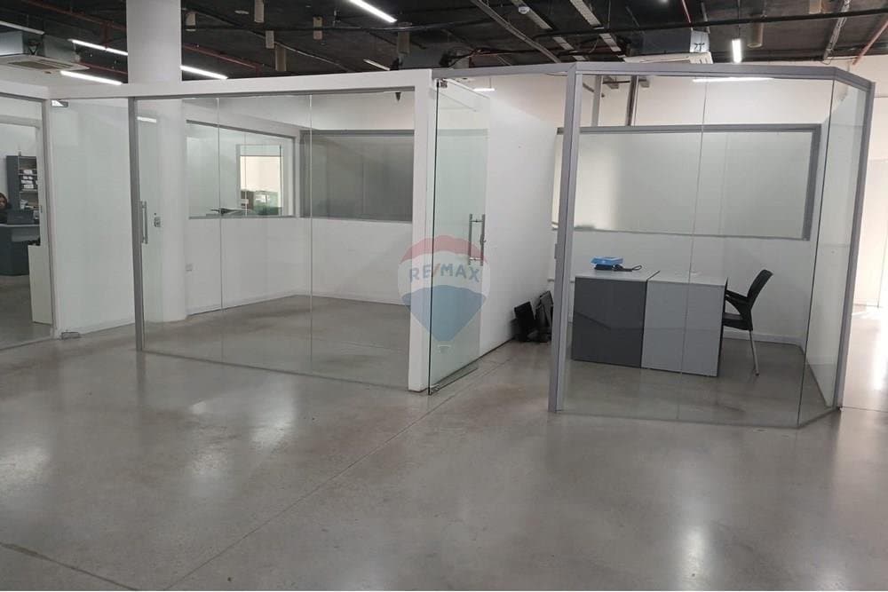Oficina - Alquiler - Pettirossi, Asunción, Paraguay