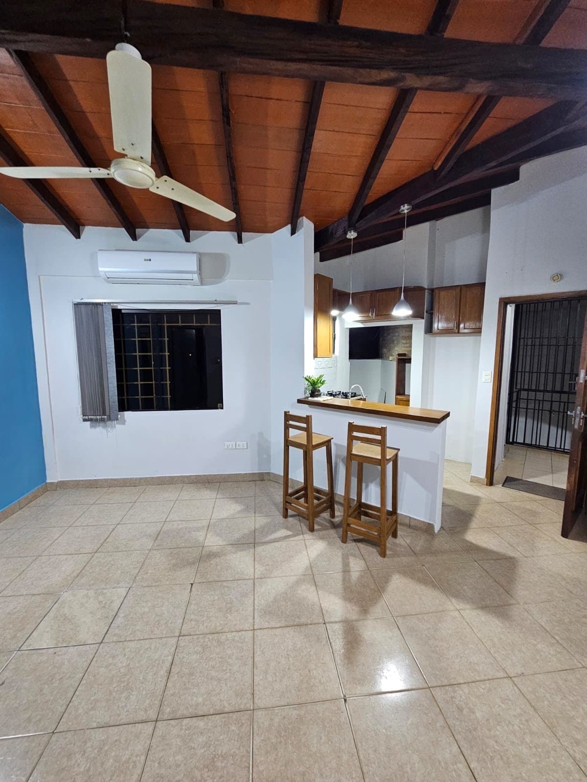 Depto de 2 dormitorios zona Villa Olimpia