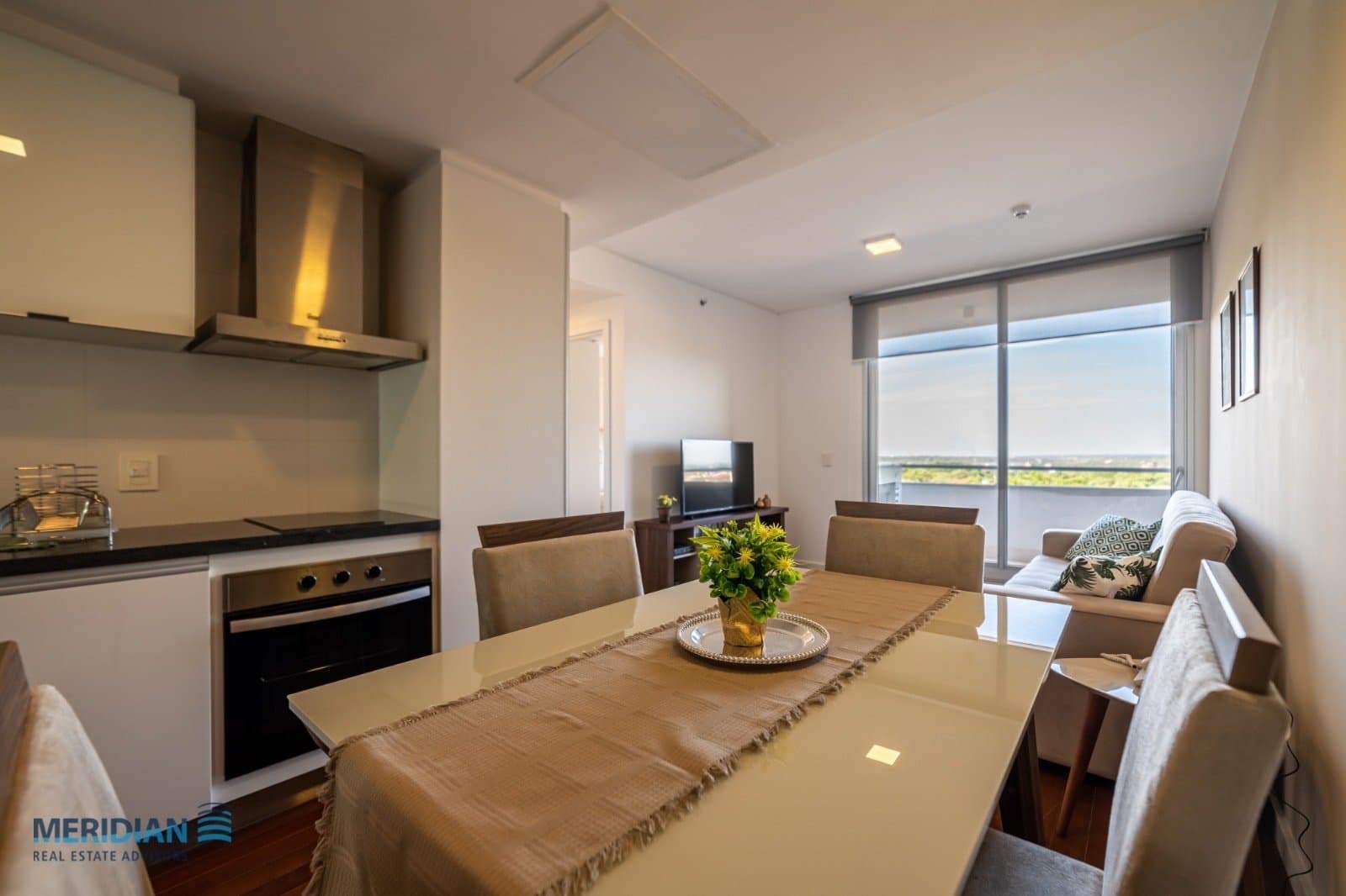 Hermoso departamento amoblado en venta zona Santa Teresa, foto 3
