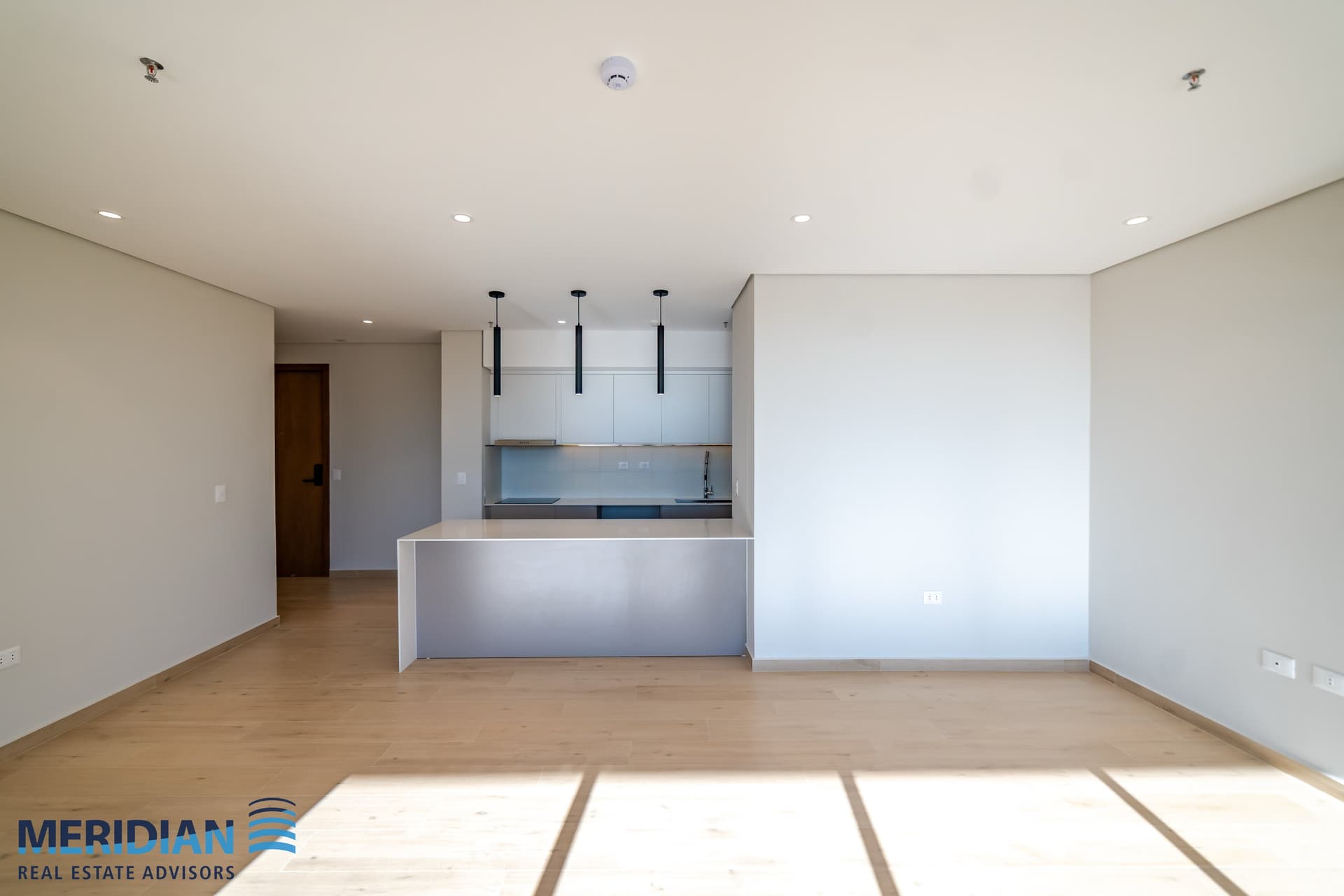 Departamento en venta con financiación a metros del Shopping del Sol, foto 3