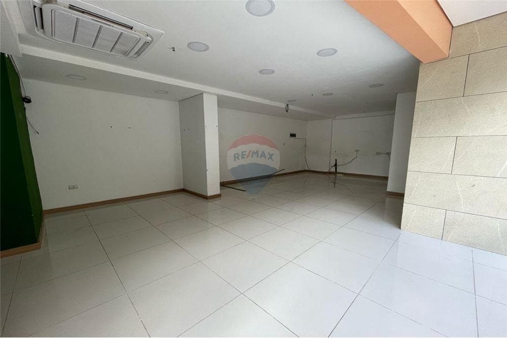En venta- salon comercial o oficina- trading park, foto 5