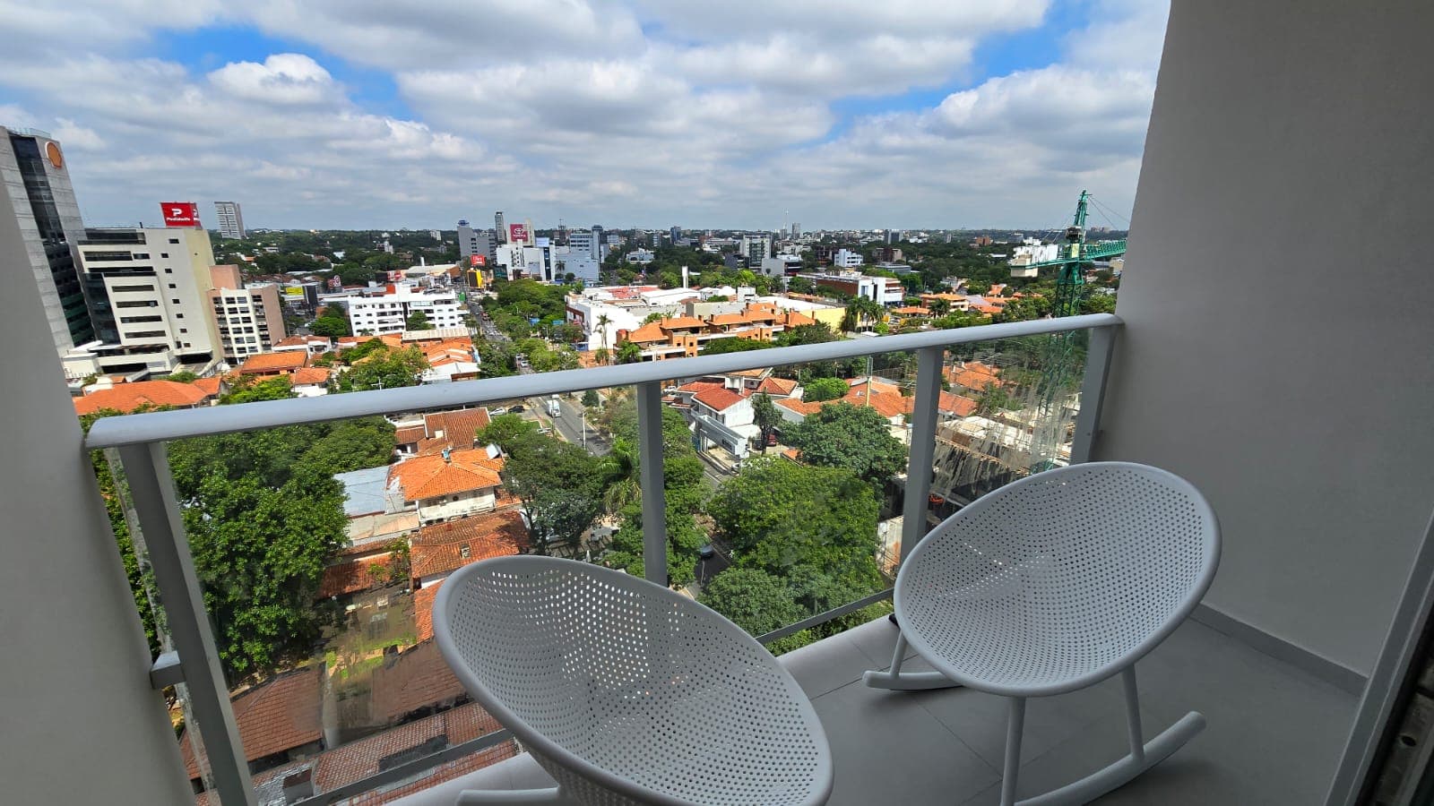 En venta departamento amoblado con renta a pasos del shopping del sol, foto 3