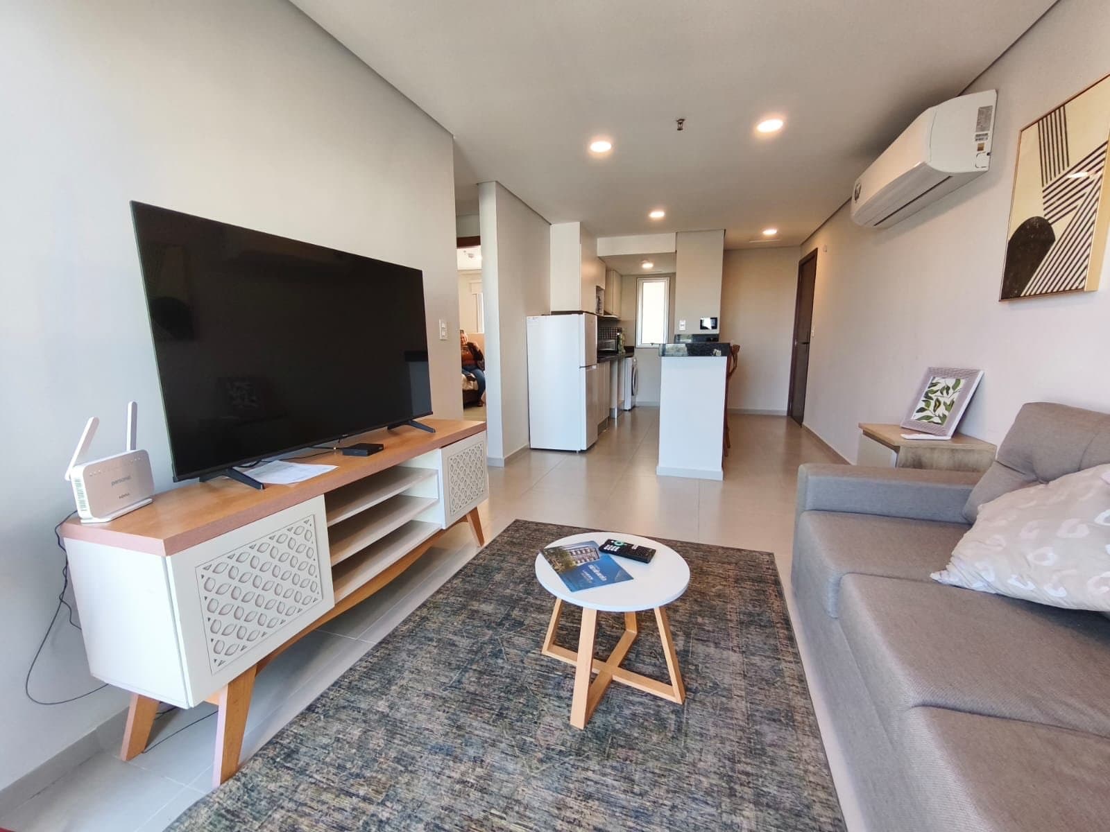 Departamento AMOBLADO- Los Laureles, Asunción, foto 2