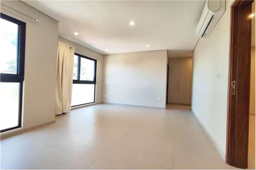 Dúplex-Venta-Moises Bertoni esquina Belgica, San Cristóbal, Asunción