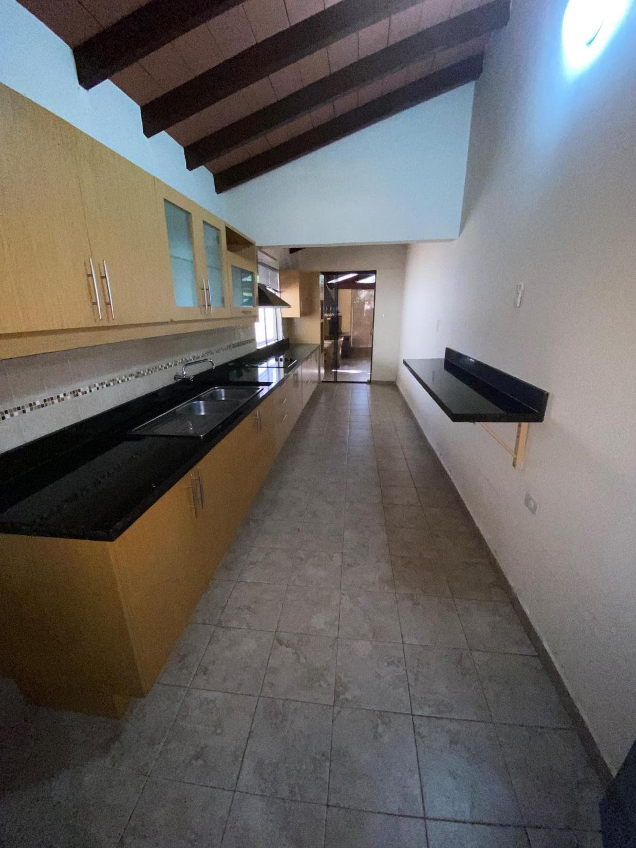 Casa Zona Restaurante Westfalia - Avda Perón, foto 5