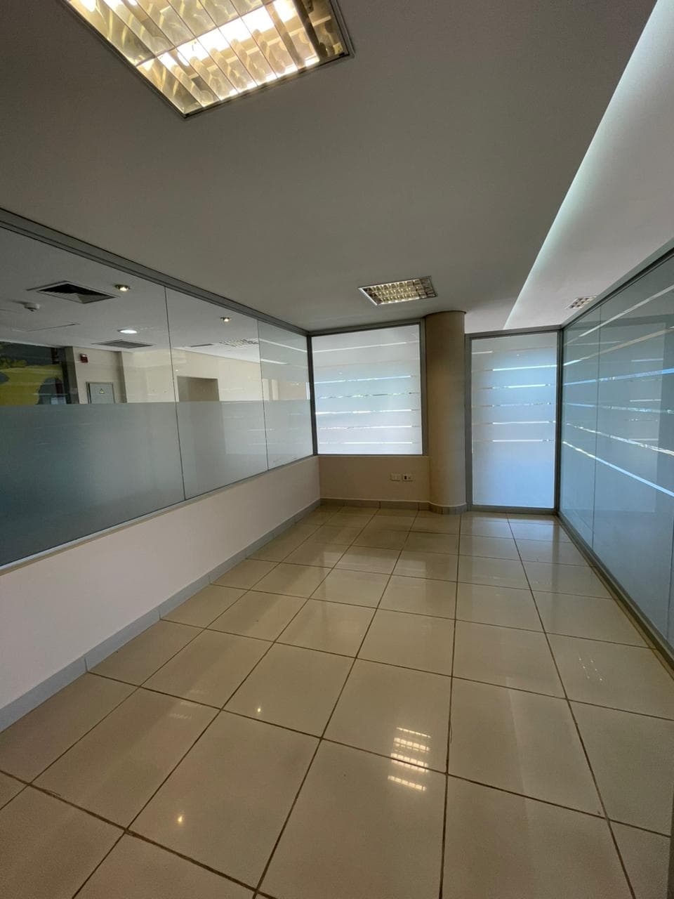 Oficina corporativa de 180 m2.- alquier - sobre mcal lopez, foto 4
