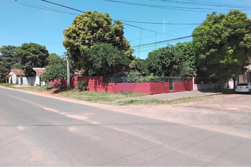 Casa en esquina en San Lorenzo villa industrial, foto 3