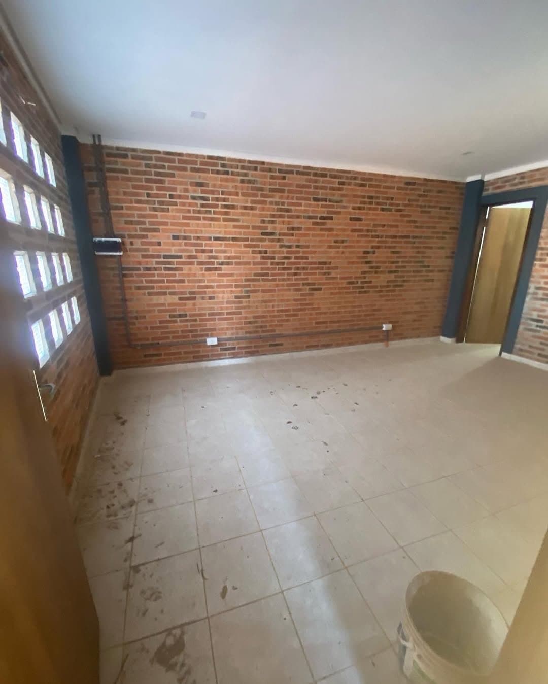 Tinglado Para Depósito, En Mariano Roque Alonso - Zona Puerto Seguro, foto 1