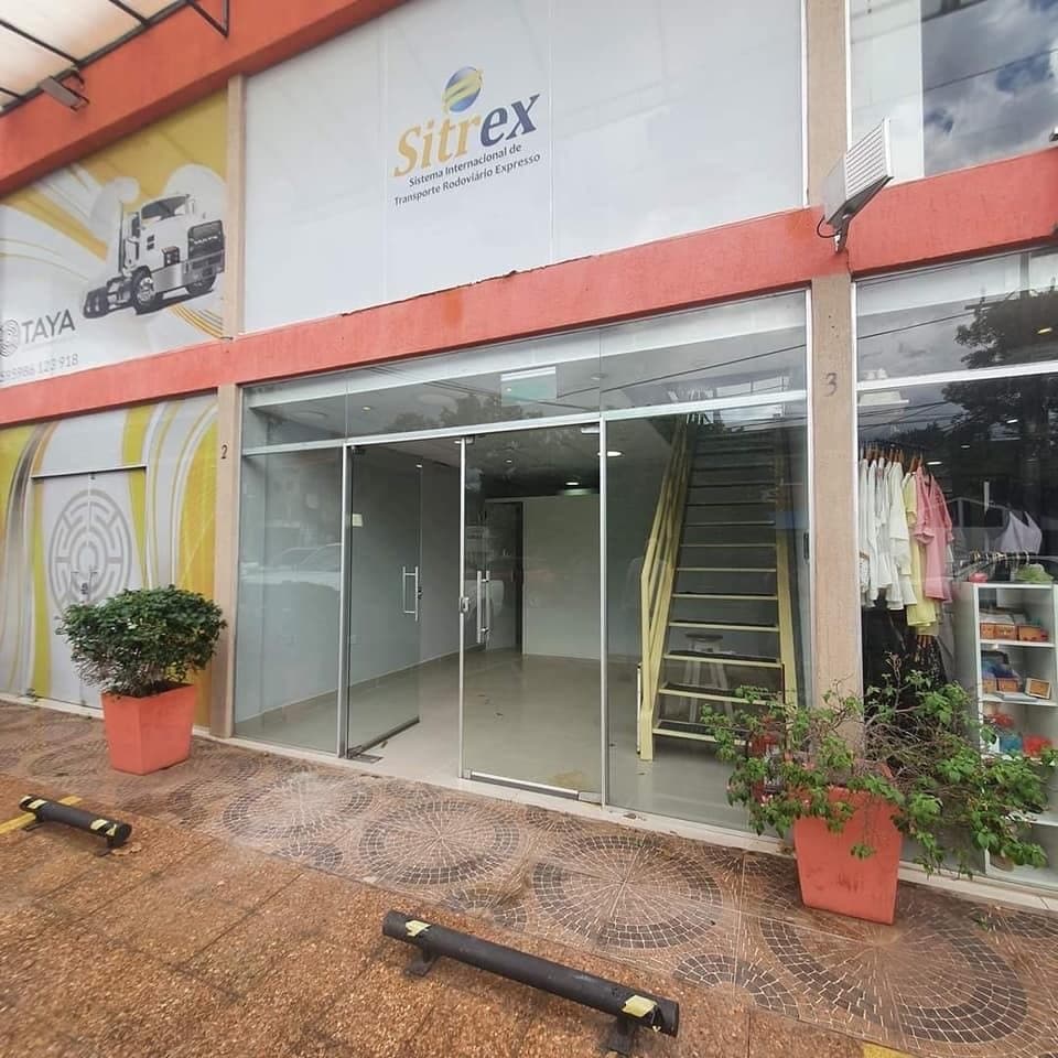 Salon Comercial en barrio Ycua Sati, foto 3