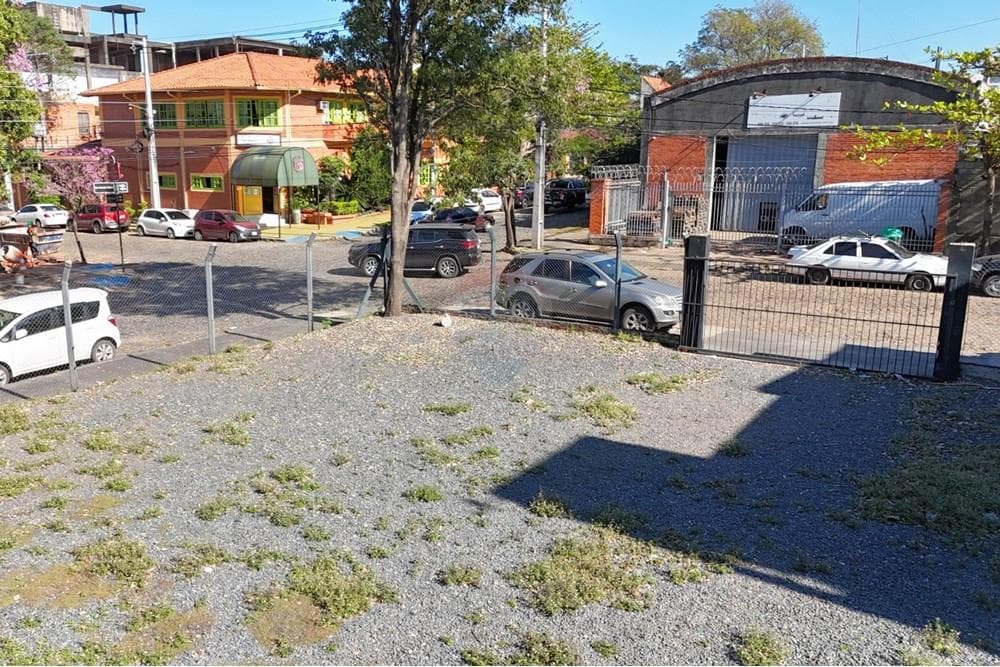 En venta amplio terreno zona terminal, foto 3