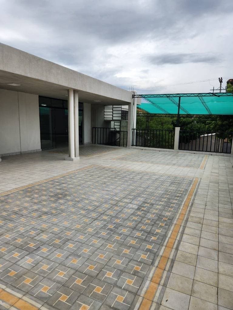 local comercial en Barrio Herrera, foto 5