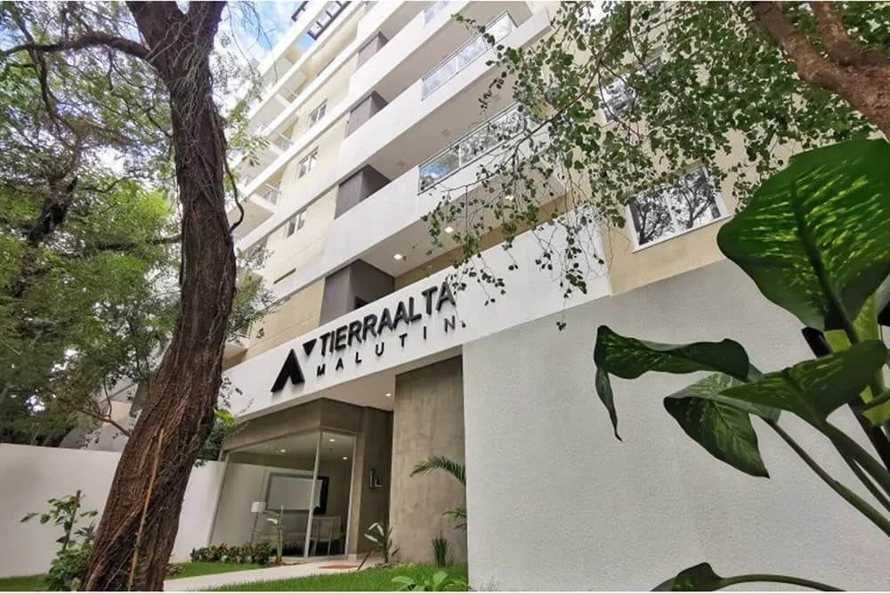 Alquilo Dpto. Moderno en Villa Morra, Asunción