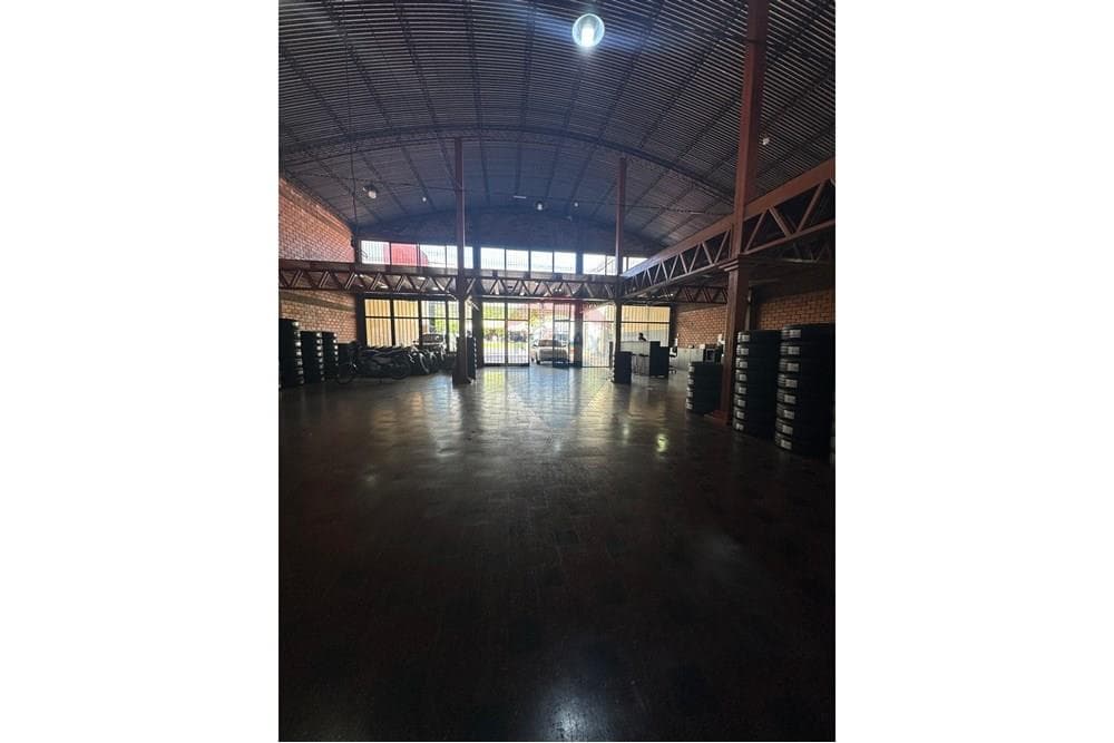 Local Comercial - Alquiler - Encarnación, Paraguay, foto 2