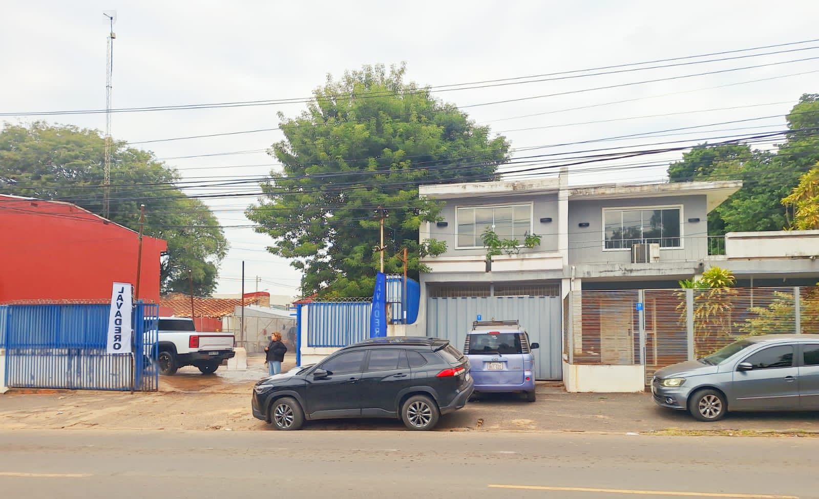 Vendo amplio terreno en ycua sati