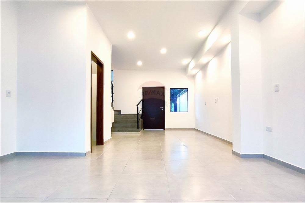 Duplex a estrenar en Luque isla bogado, foto 3