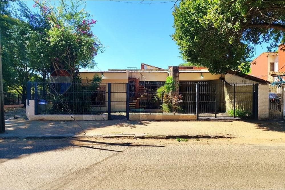 En Venta - Casa - Barrio Nazareth, Asunción, foto 1