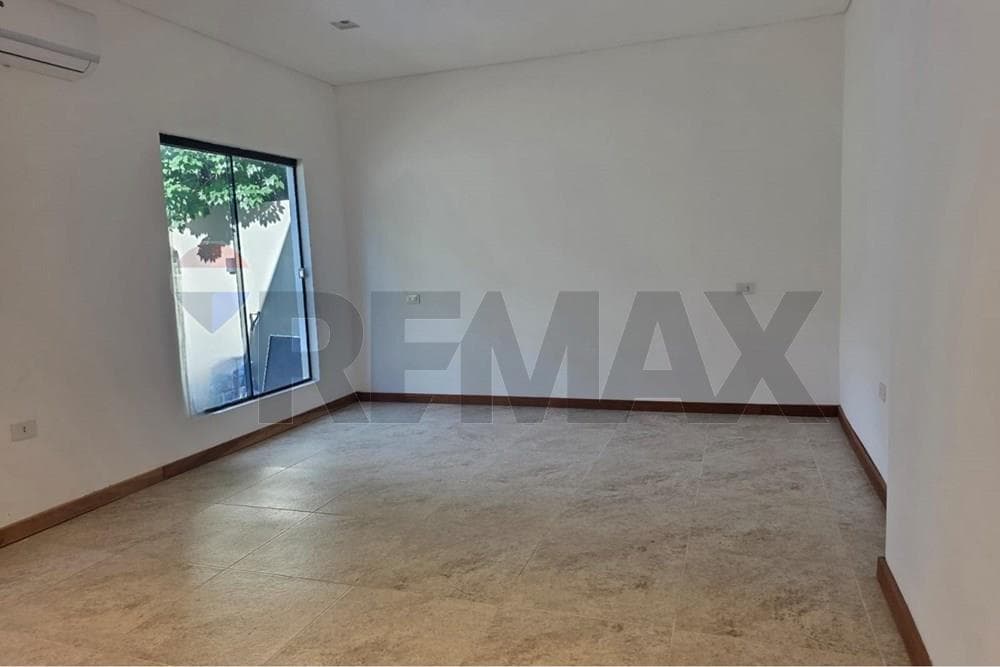 Casa en alquiler – Barrio Recoleta, foto 2