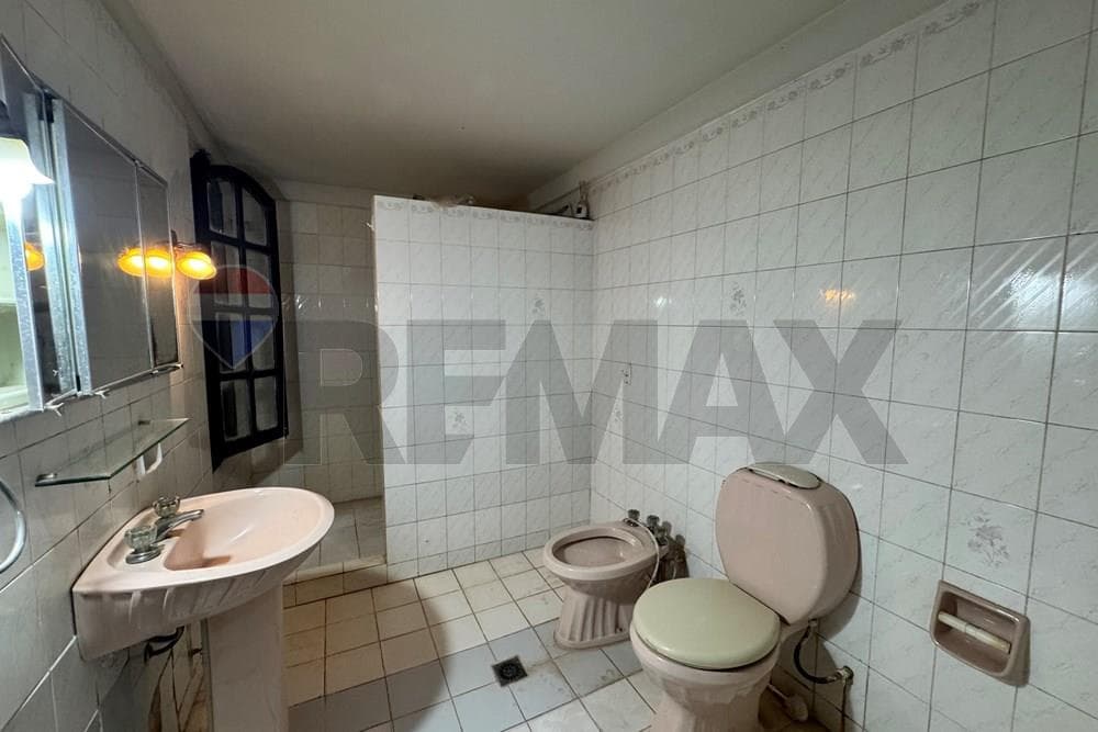 Casa en venta – Lambaré (propiedad en esquina), foto 5
