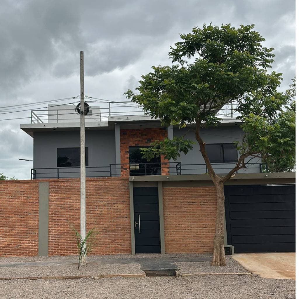 Casa en Mariano Roque Alonso, central, foto 4