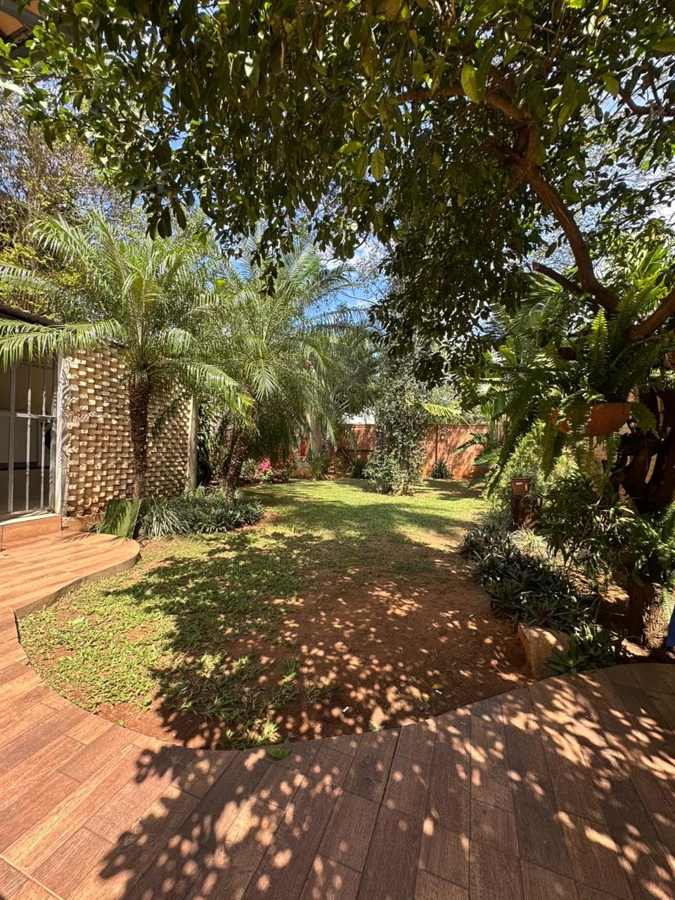 Casa en la ciudad de asuncion barrio villamorra, foto 2