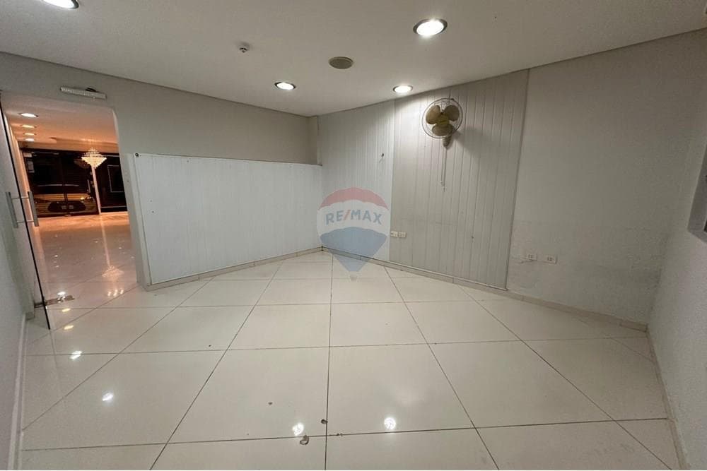 de Salón Comercial en Lambaré — foto 5