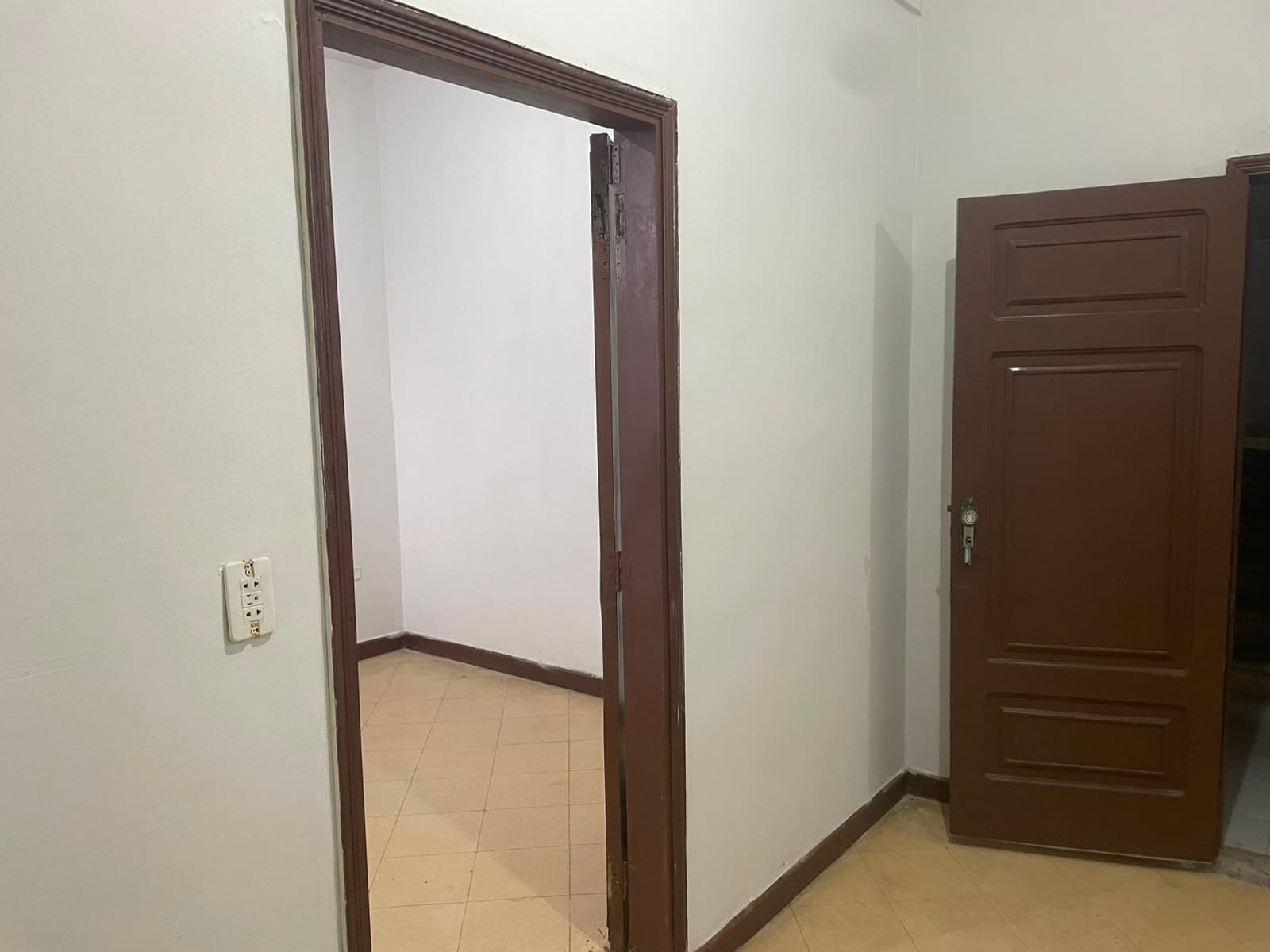 Alquiler De Departamentos Edificio Sobre Avenida Eusebio Ayala (barrio Pinoza)