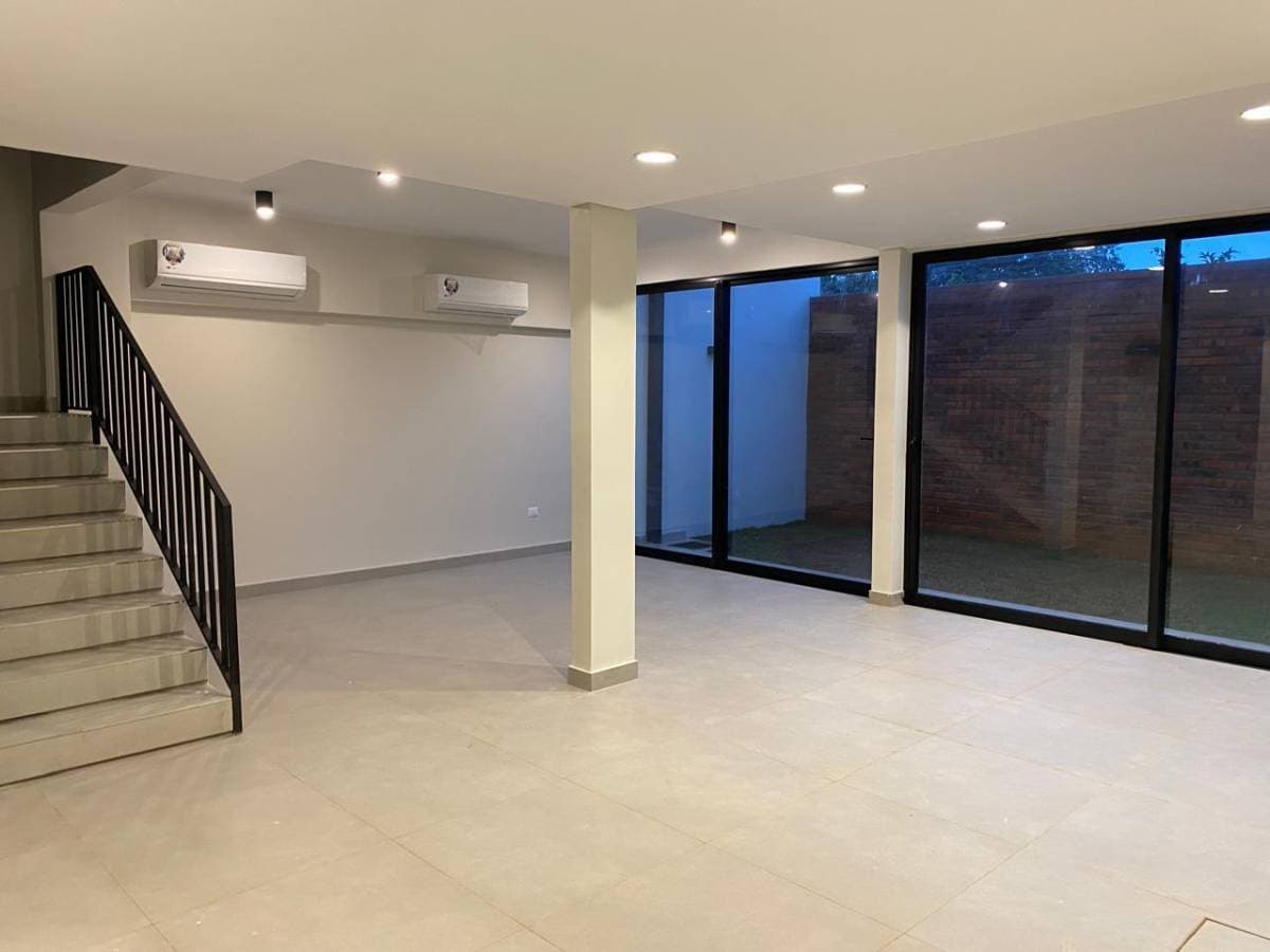 En alquiler duplex en villa aurelia, foto 1
